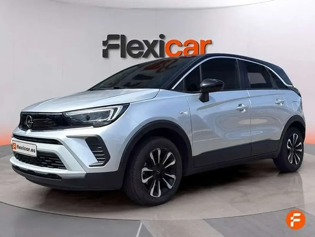 Usado Opel Crossland Elegance 110 CV (80 kW) 2024 Gris SUV
