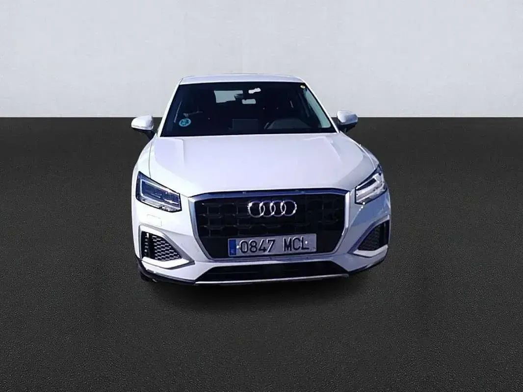 Usado Audi Q2 Advanced 116 CV (85 kW) 2023 Blanco SUV