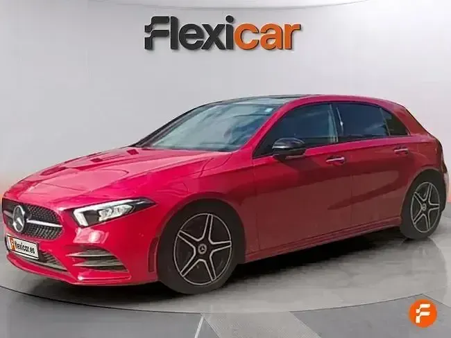 Usado Mercedes A180 116 CV (85 kW) 2019 Rojo Berlina