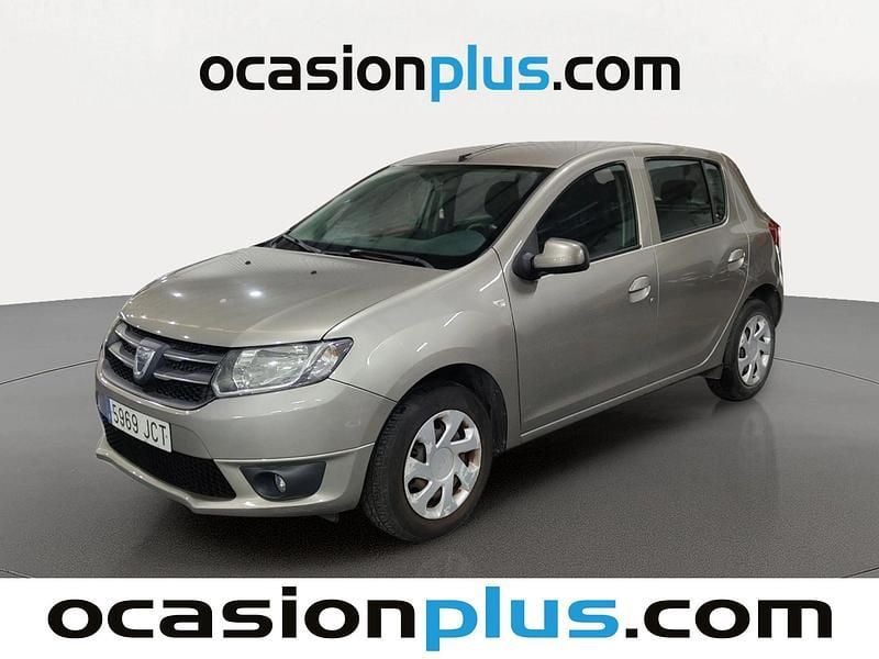 Beige Usado 2015 Dacia Sandero Lauréate Utilitario | 7500 € (Un poco caro) - Imagen 1/4