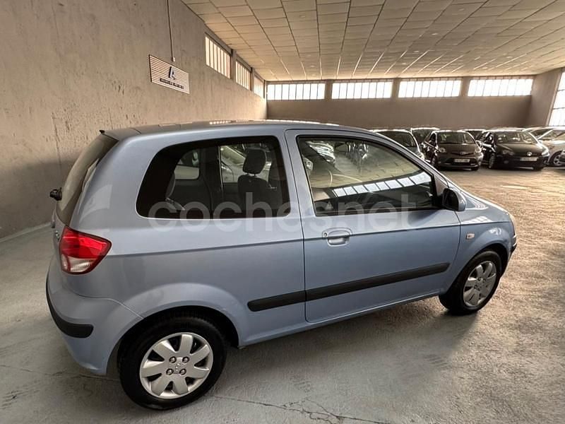 Usado Hyundai Getz 82 CV (60 kW) 2003 Azul Utilitario