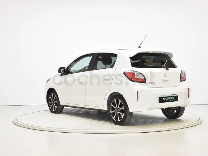 Usado Mitsubishi Space Star 71 CV (52 kW) 2021 Blanco Utilitario