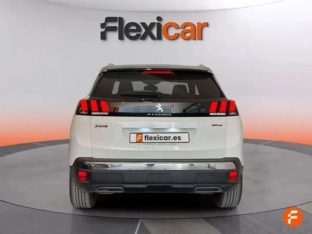 Usado Peugeot 3008 GT-line 150 CV (110 kW) 2018 Blanco SUV