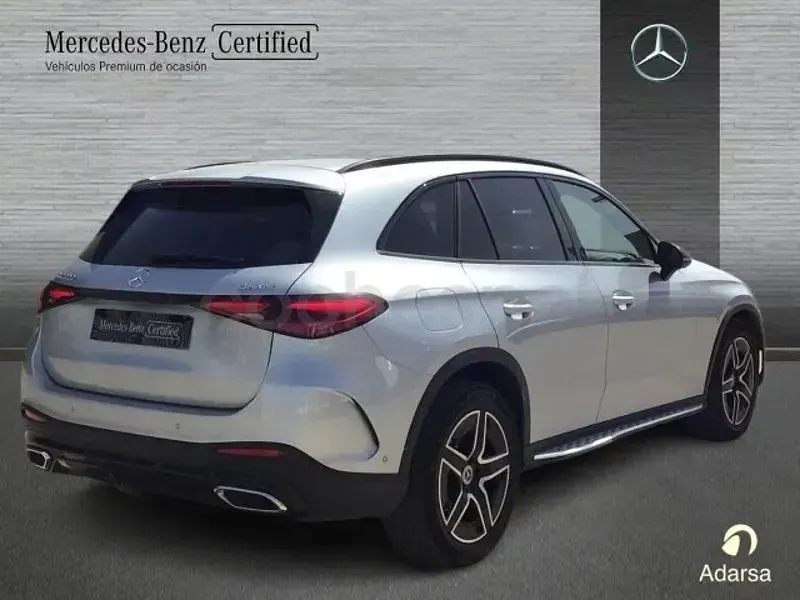 Usado Mercedes GLC220 197 CV (144 kW) 2025 Gris / plata SUV