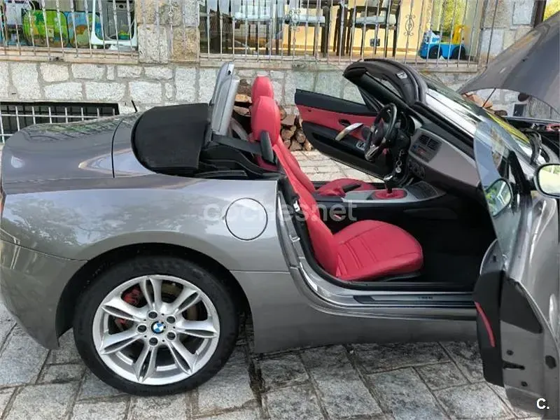 Usado BMW Z4 231 CV (169 kW) 2004 Gris / plata Descapotable