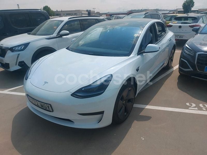 Eléctrico Usado 2023 Tesla Model 3 Berlina | 28.990 € (Buen precio) - Imagen 1/4