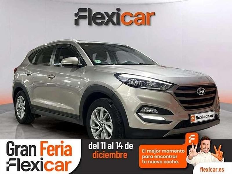 Gris Usado 2017 Hyundai Tucson SUV | 15.490 € (Buen precio) - Imagen 1/4