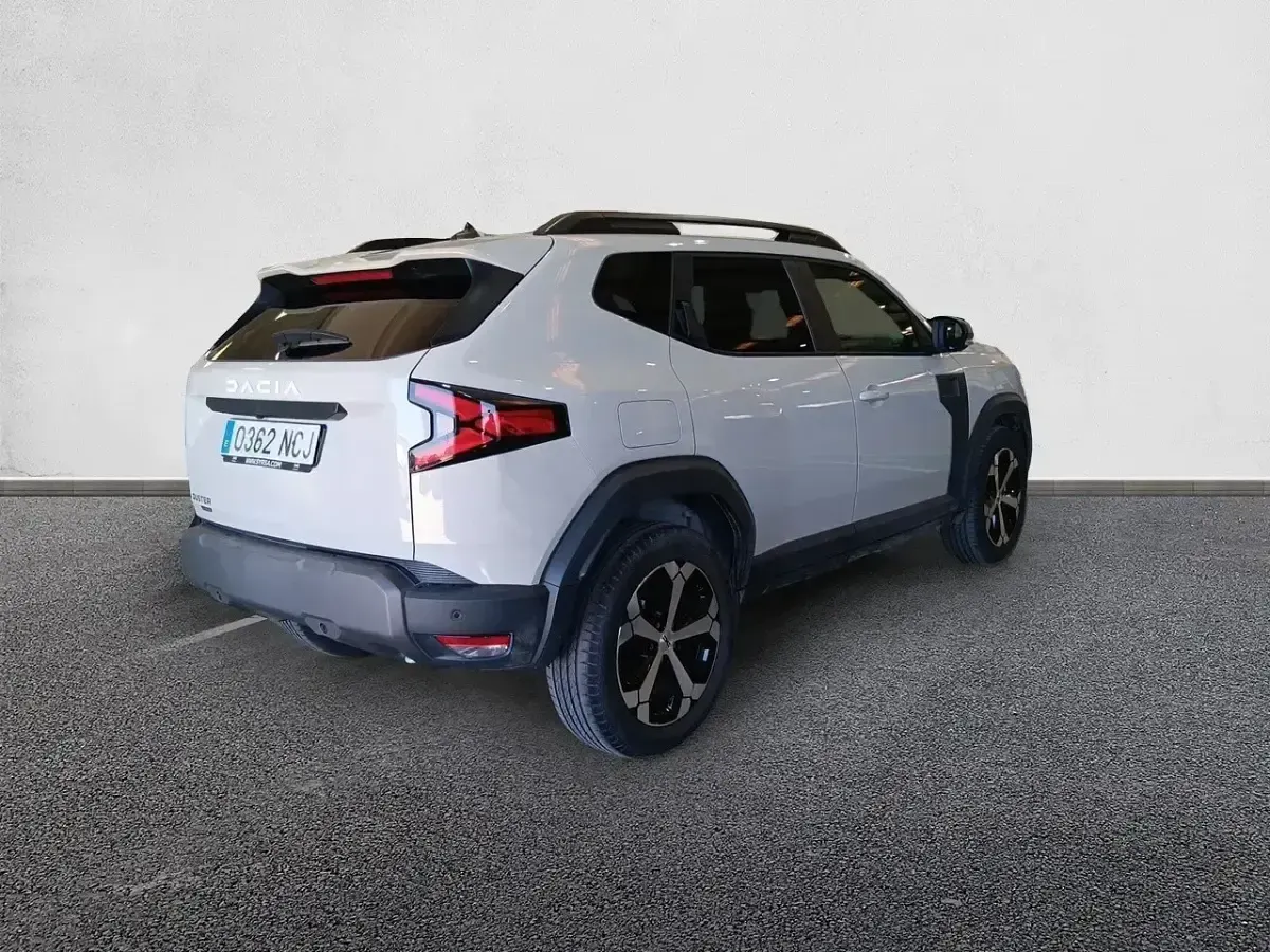 Usado Dacia Duster Journey 140 CV (102 kW) 2025 Gris