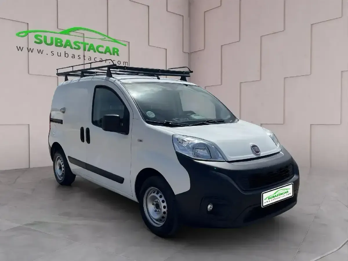 Usado Fiat Fiorino 80 CV (58 kW) 2019 Blanco Monovolumen