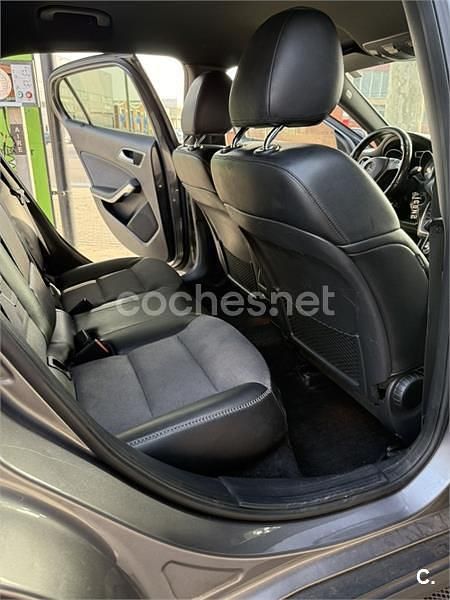 Gris / plata Usado 2014 Mercedes GLA200 Style SUV | 15.900 € (Precio justo) - Imagen 1/1