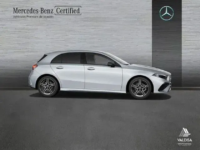 Usado Mercedes A180 116 CV (85 kW) 2026 Plata hightech