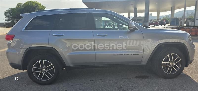 Gris / plata Usado 2017 Jeep Grand Cherokee Limited SUV | 27.000 € (Buen precio) - Imagen 1/4