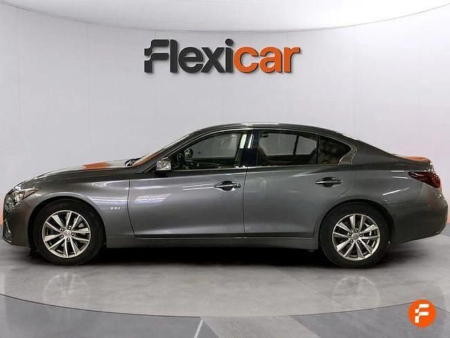 Usado Infiniti Q50 Premium 170 CV (125 kW) 2018 Gris Berlina