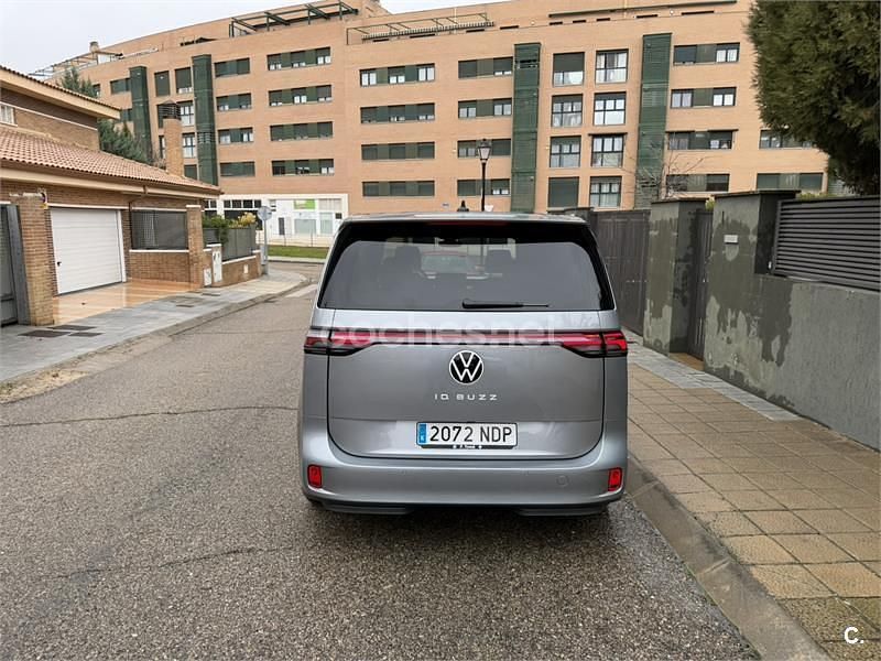 Usado VW ID. Buzz Pro 210 kW (286 CV) 2025 Eléctrico Monovolumen