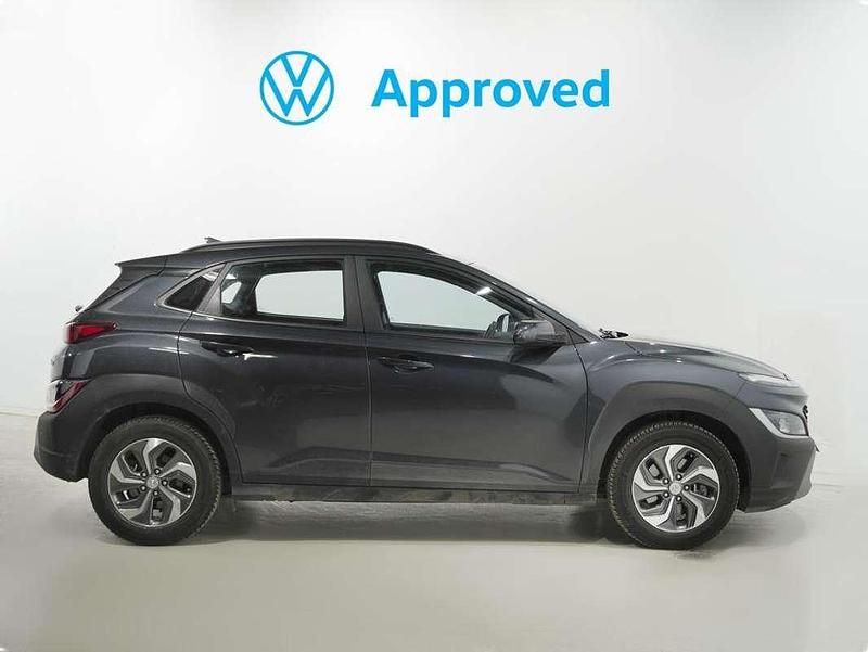 Usado Hyundai Kona 141 HP (103 kW) 2022 Cinzento SUV
