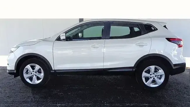Usado Nissan Qashqai Acenta 115 CV (84 kW) 2021 Blanco SUV