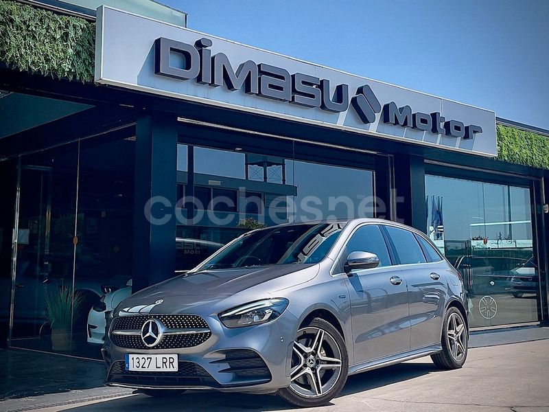 Gris / plata Usado 2021 Mercedes B250e Monovolumen | 26.490 € (Precio justo) - Imagen 1/4