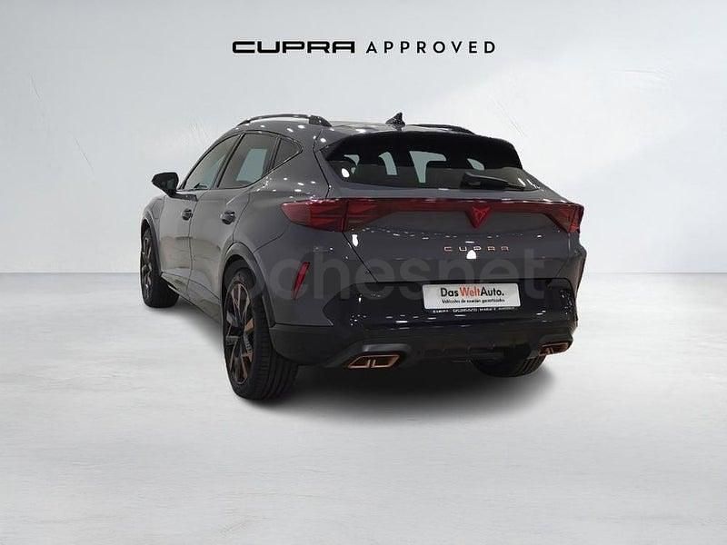 Usado Cupra Formentor 204 CV (150 kW) 2025 Gris / plata SUV