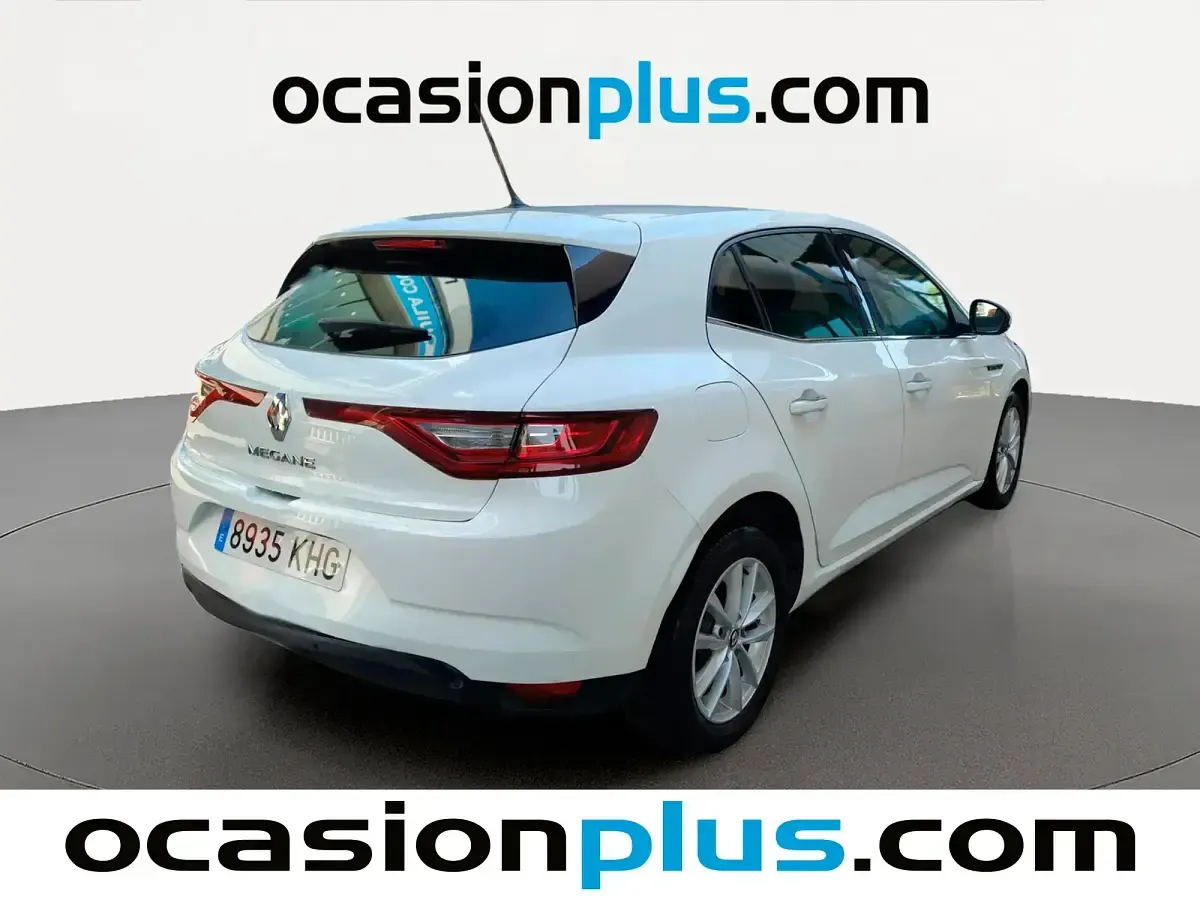Usado Renault Mégane IV 130 CV (95 kW) 2018 Blanco Berlina
