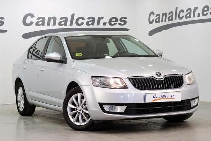 Brugt Skoda Octavia Ambition 105 HK (77 kW) 2015 Sølv Hatchback