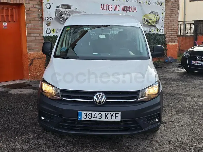Usado VW Caddy Beach 102 CV (75 kW) 2019 Blanco Monovolumen