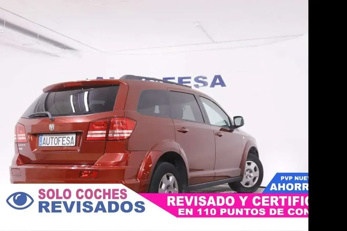 Usado Dodge Journey SE 140 CV (102 kW) 2009 Granate SUV