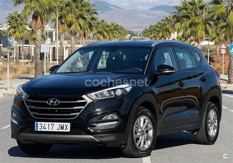 Usado Hyundai Tucson 131 CV (96 kW) 2016 Negro SUV