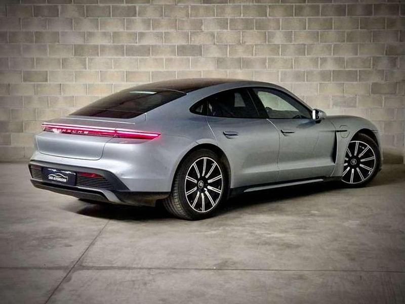 Usado Porsche Taycan Turbo 508 kW (691 CV) 2020 Gris Berlina