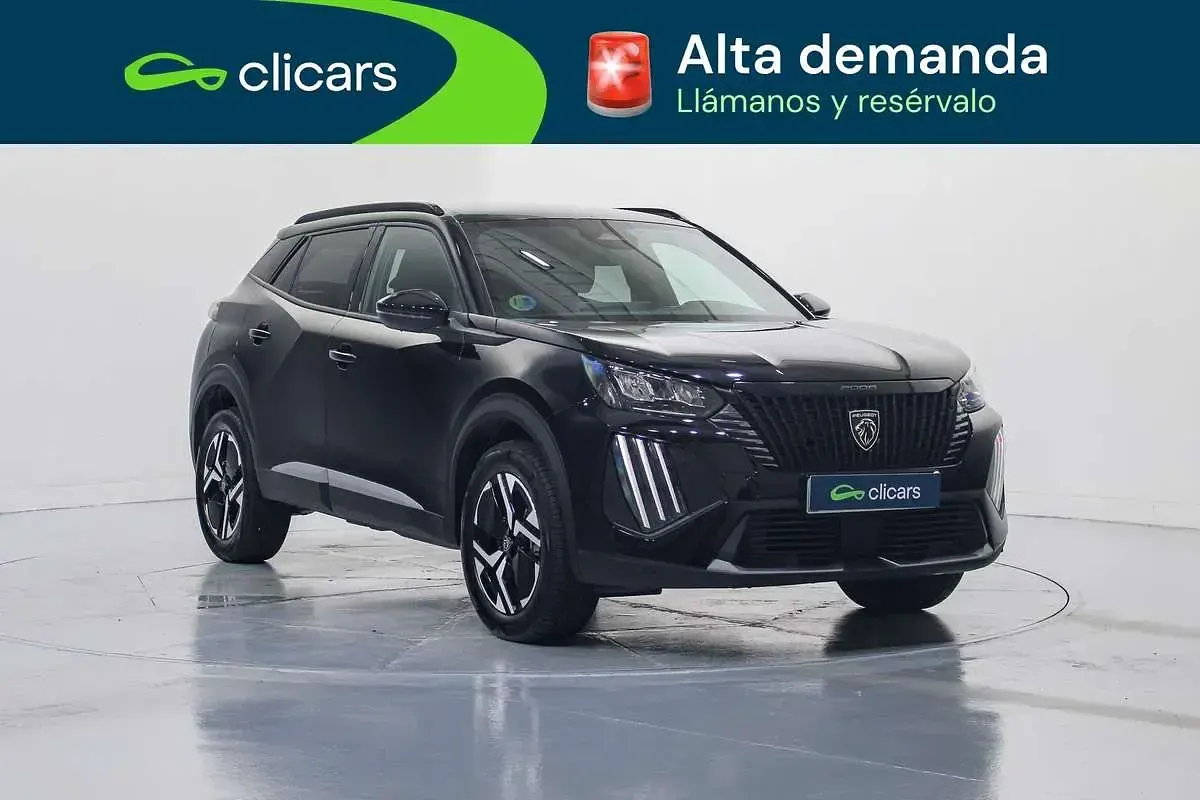 Usado Peugeot 2008 Allure 136 CV (100 kW) 2025 Negro SUV