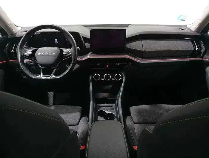Usado Skoda Kodiaq Selection 150 CV (110 kW) 2025 Gris / plata SUV