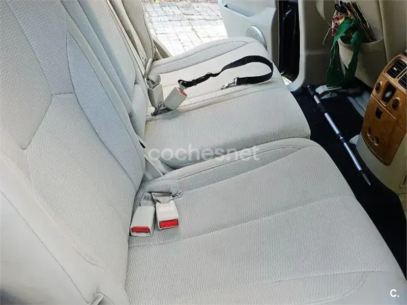 Usado SsangYong Rexton 165 CV (121 kW) 2005 Negro SUV