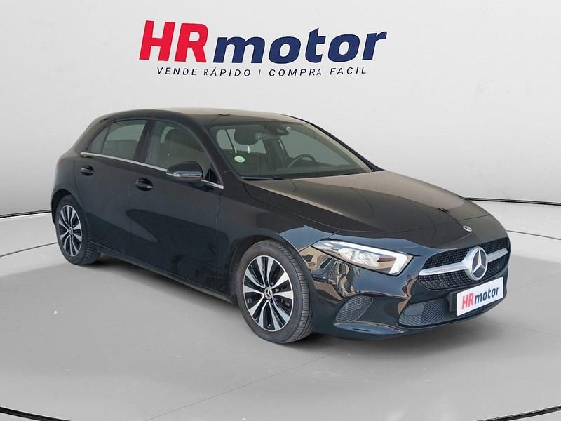 Negro Usado 2019 Mercedes A180 Utilitario | 22.890 € (Caro) - Imagen 1/4