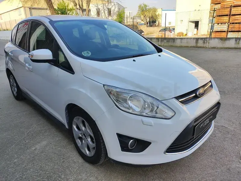 Usado Ford C-MAX Trend 115 CV (84 kW) 2013 Blanco Monovolumen