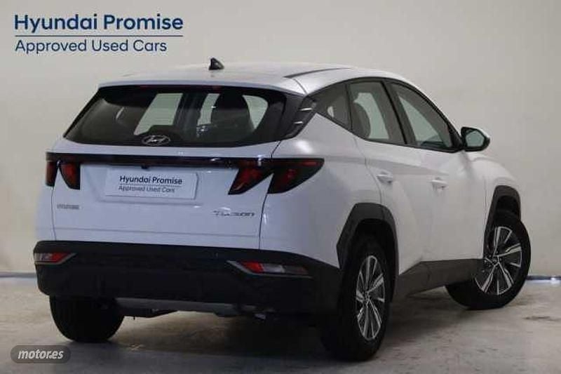 Usado Hyundai Tucson 150 CV (110 kW) 2024 Atlas white SUV