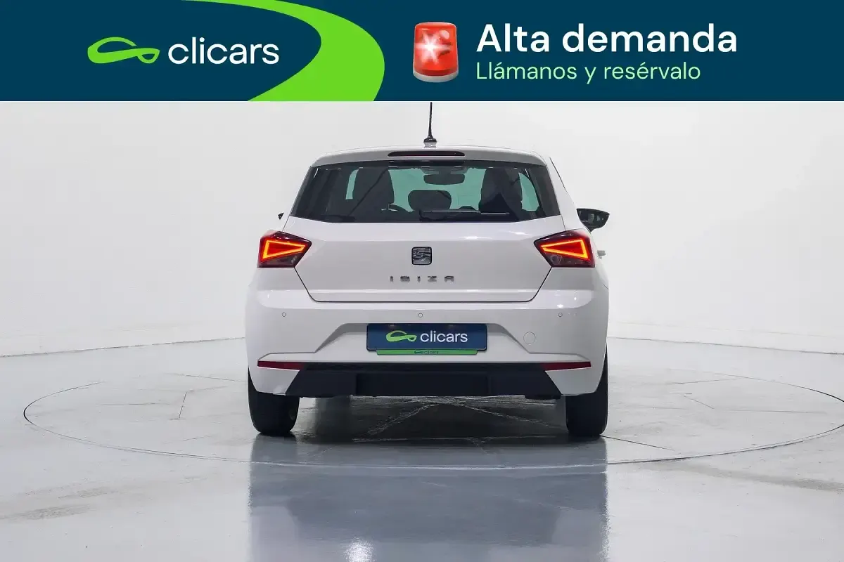Usado Seat Ibiza XCELLENCE 110 HP (80 kW) 2021 Branco Citadino