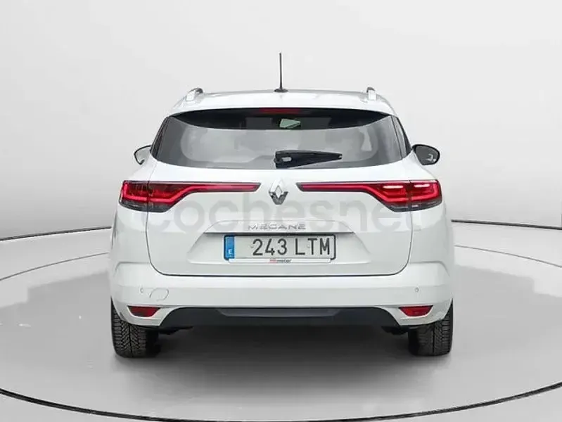 Usado Renault Mégane GrandTour Zen 115 CV (84 kW) 2021 Blanco Familiar