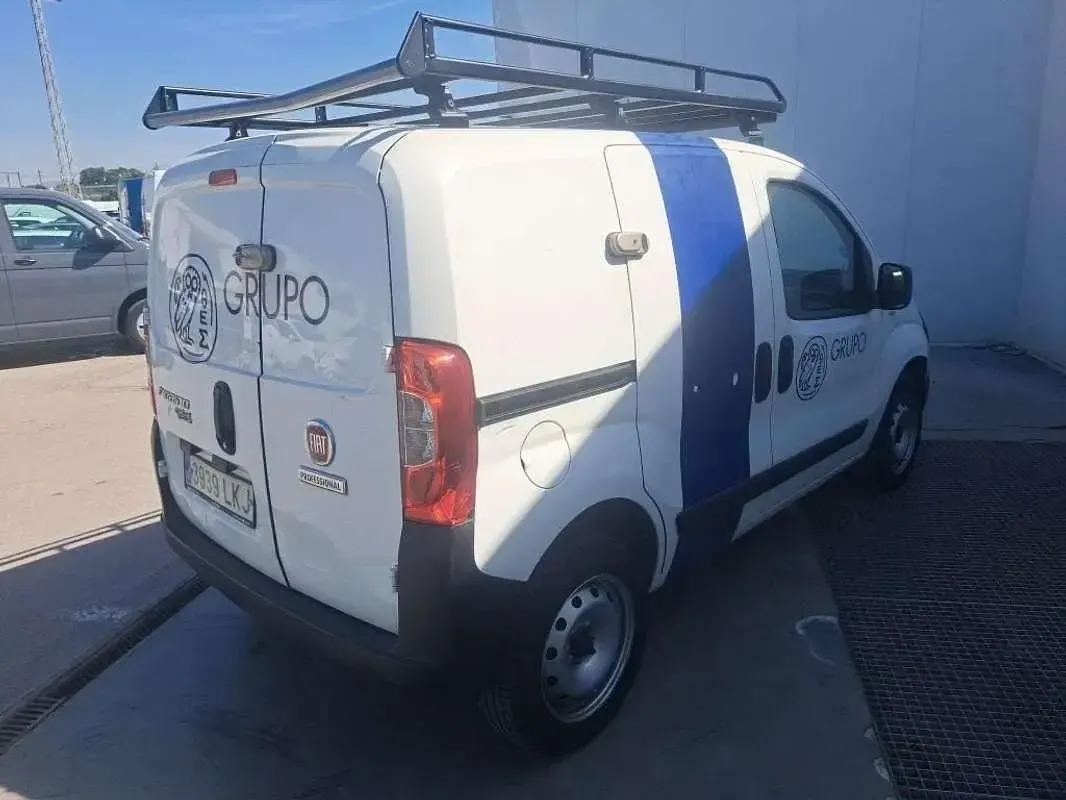 Usado Fiat Fiorino 69 CV (50 kW) 2020 Blanco Monovolumen
