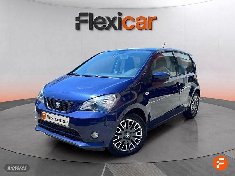 Usado Seat Mii Chic 75 CV (55 kW) 2016 Azul Utilitario