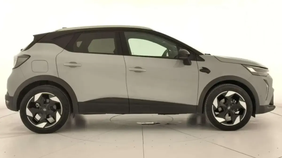 Usado Renault Captur Techno 101 CV (74 kW) 2025 SUV