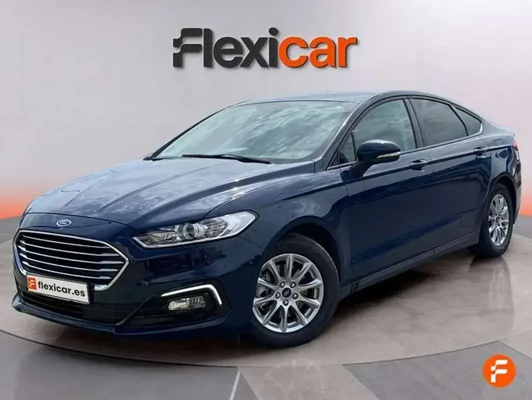 Usado Ford Mondeo Trend 188 CV (138 kW) 2021 Azul Berlina