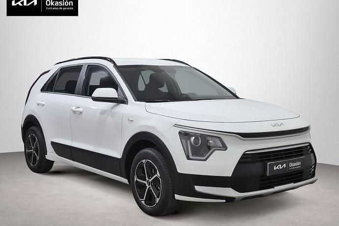 Usado Kia Niro 141 CV (103 kW) 2025 Blanco SUV