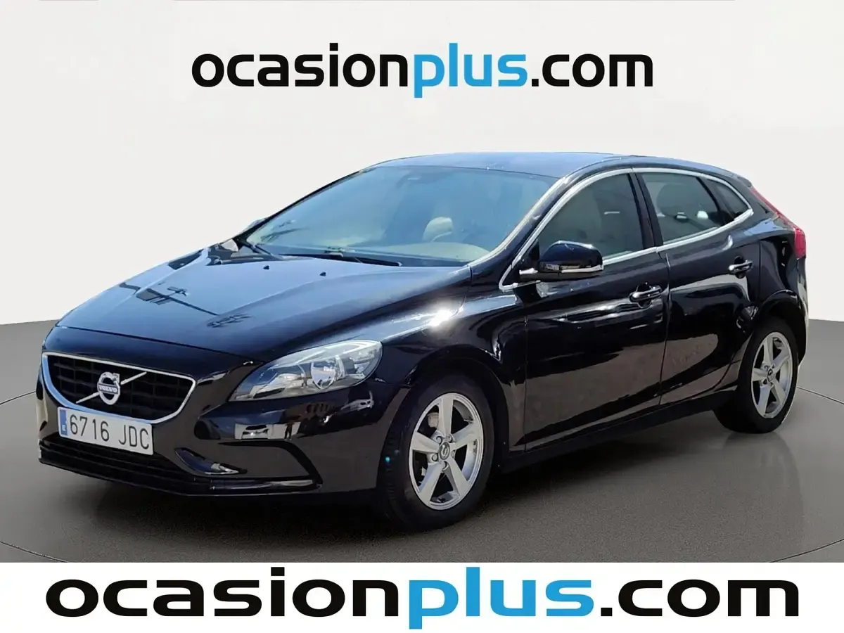 Usado Volvo V40 Momentum 115 CV (84 kW) 2015 Utilitario