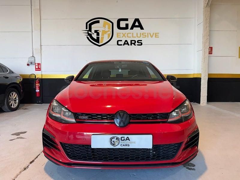 Käytetty VW Golf VII GTI 230 HP (169 kW) 2017 Punainen Sedan