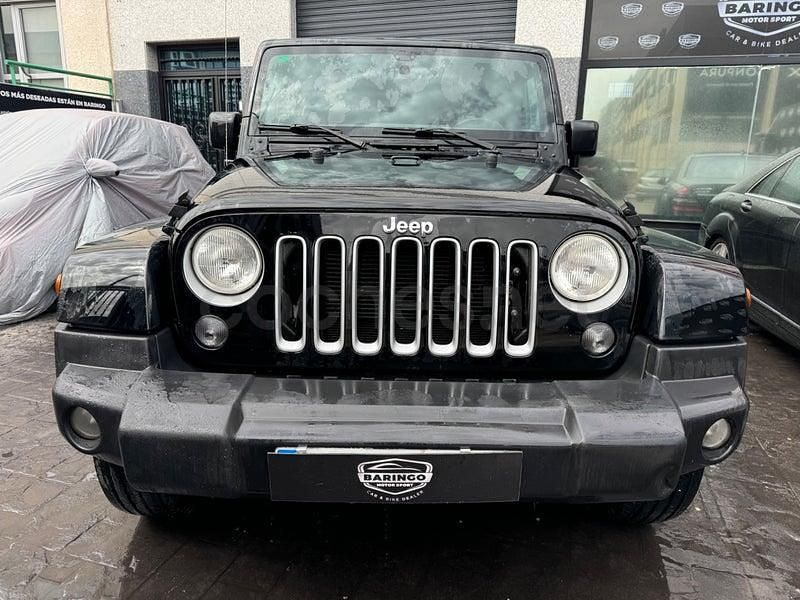 Usado Jeep Wrangler Sahara 284 CV (208 kW) 2017 Negro SUV