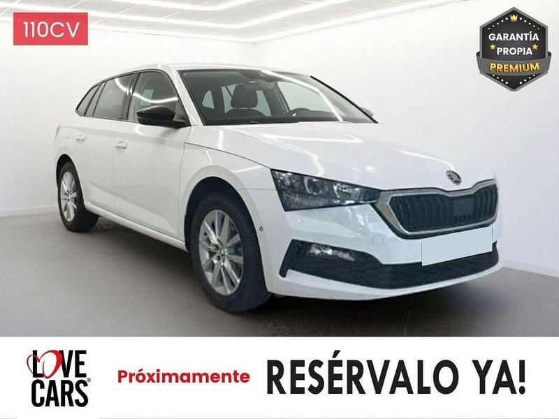 Blanco Usado 2023 Skoda Scala Ambition Utilitario | 14.900 € (Precio justo) - Imagen 1/1
