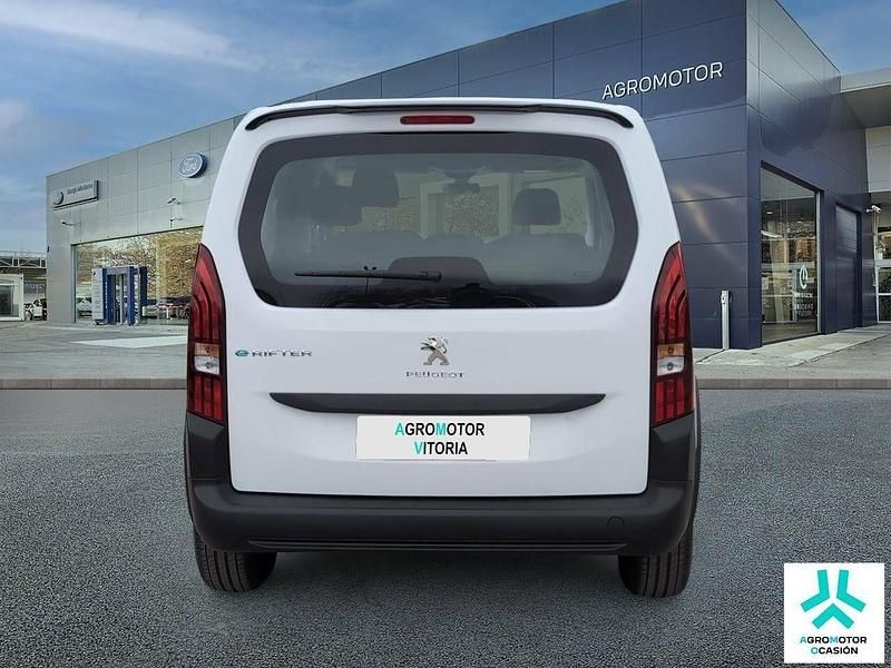 Usado Peugeot e-Rifter Active 100 kW (136 CV) 2023 Blanco Monovolumen