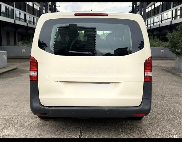 Beige Usado 2016 Mercedes V200 Marco Polo Monovolumen | 12.000 € - Imagen 1/2