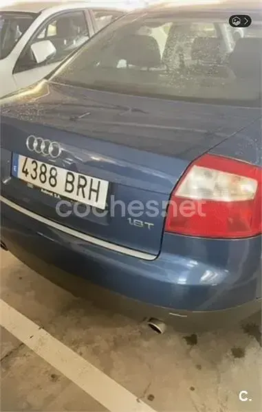 Usado Audi A4 150 CV (110 kW) 2001 Azul Berlina