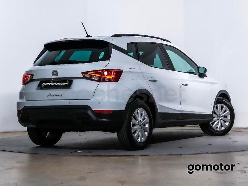 Usado Seat Arona Style 95 CV (69 kW) 2025 Blanco SUV
