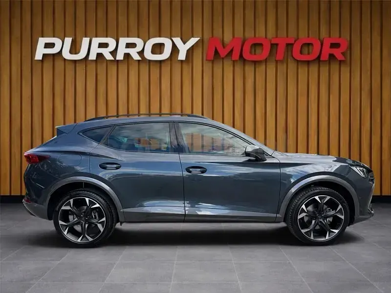 Usado Cupra Formentor 150 CV (110 kW) 2024 Gris / plata SUV